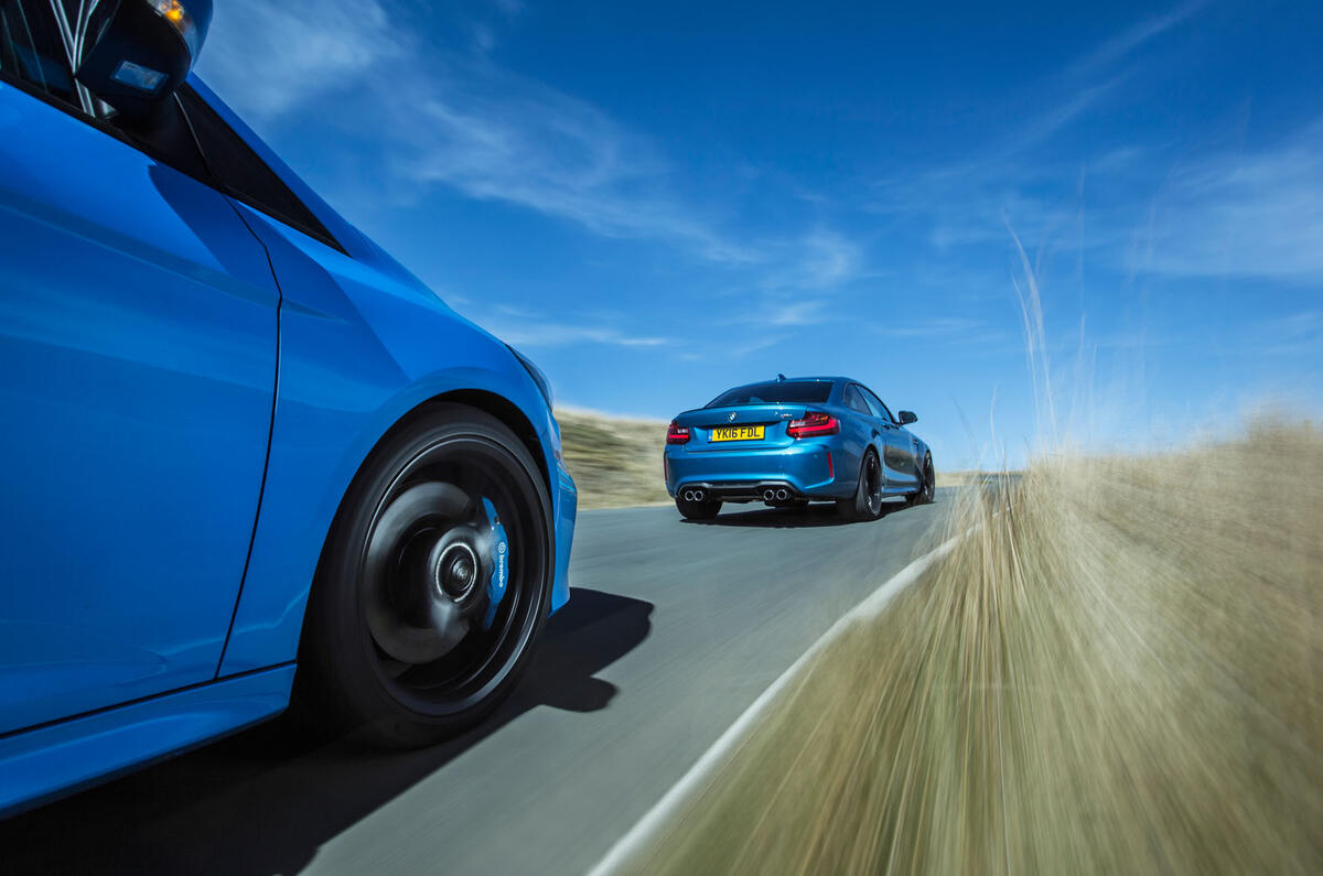 BMW M2 versus Ford Focus RS