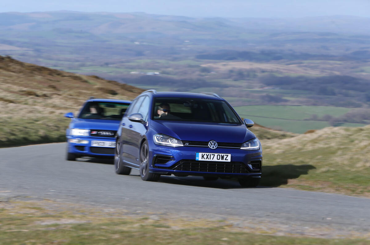 Audi RS2 Avant vs Volkswagen Golf R Estate - comparison