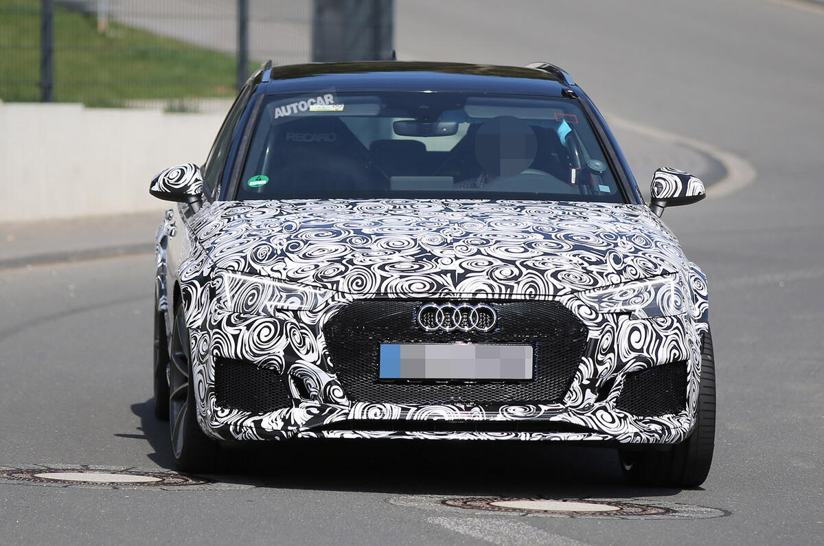 Audi RS4 spy shots