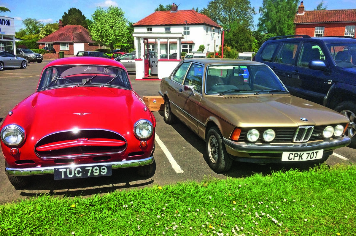 BMW E21 320 in car park