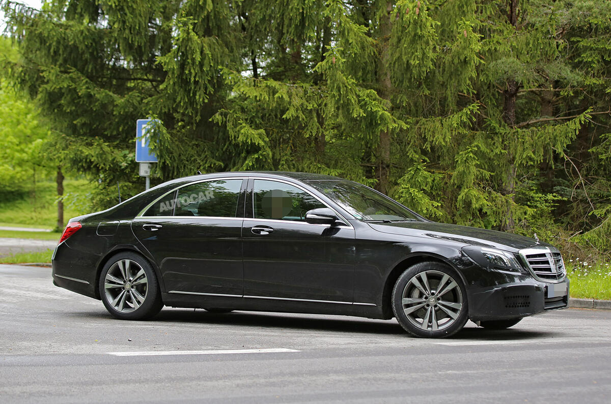 Mercedes-Benz S-Class spy picture