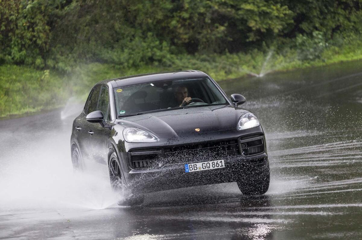 2017 Porsche Cayenne Turbo