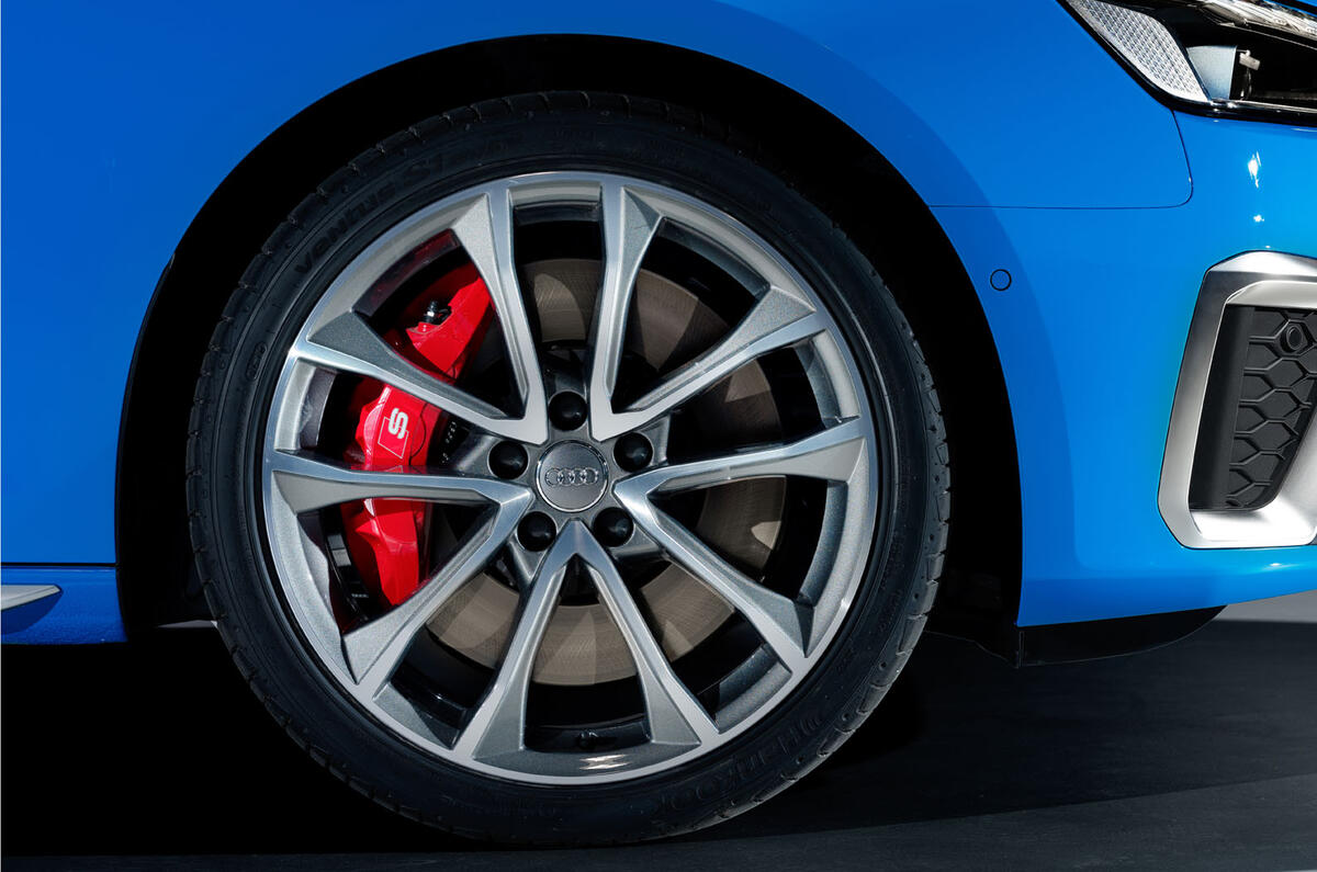 2019 Audi S4 press packet - wheel