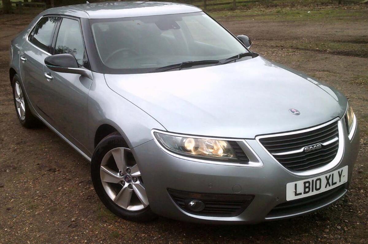 Saab 9-5 - front