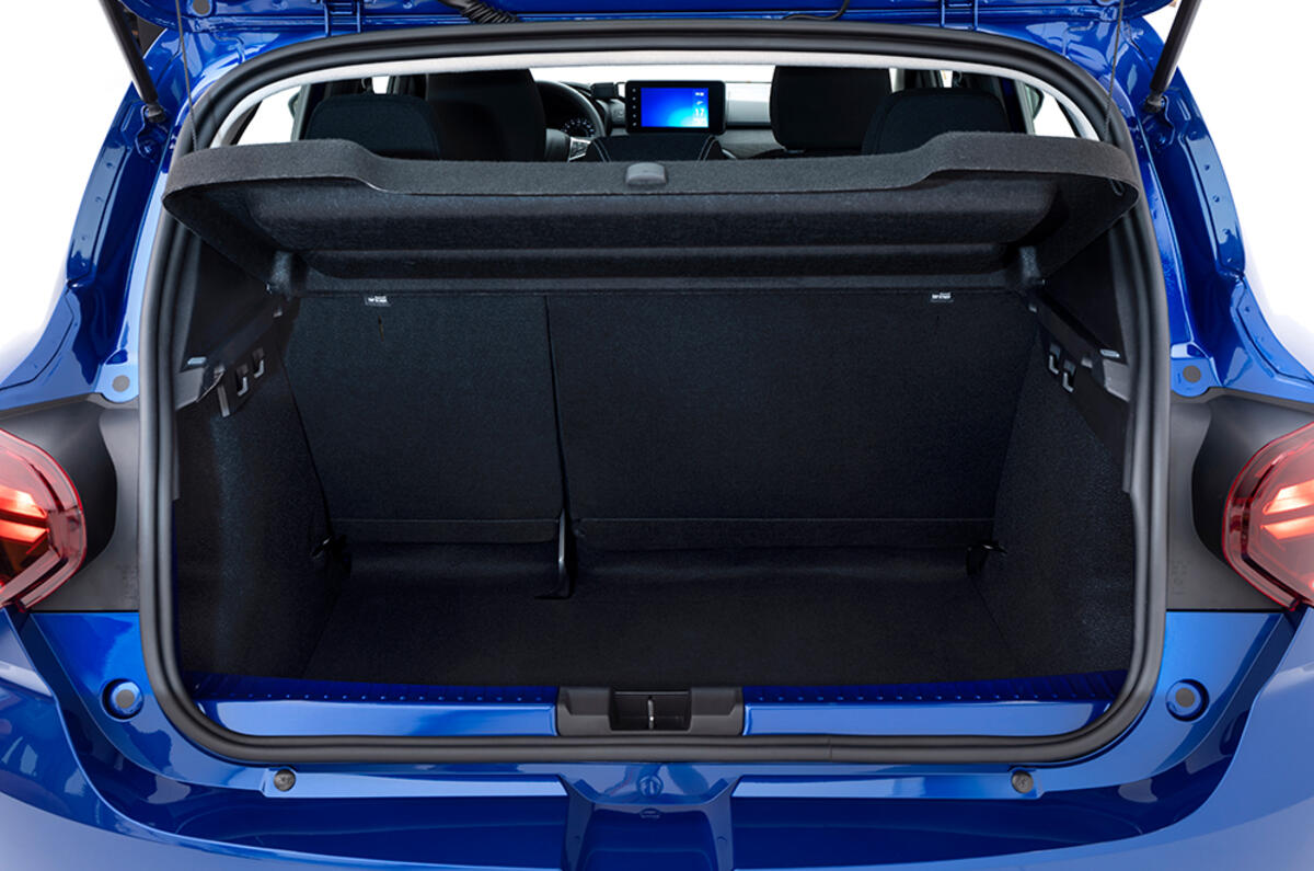 Dacia Sandero boot Dacia Sandero boot