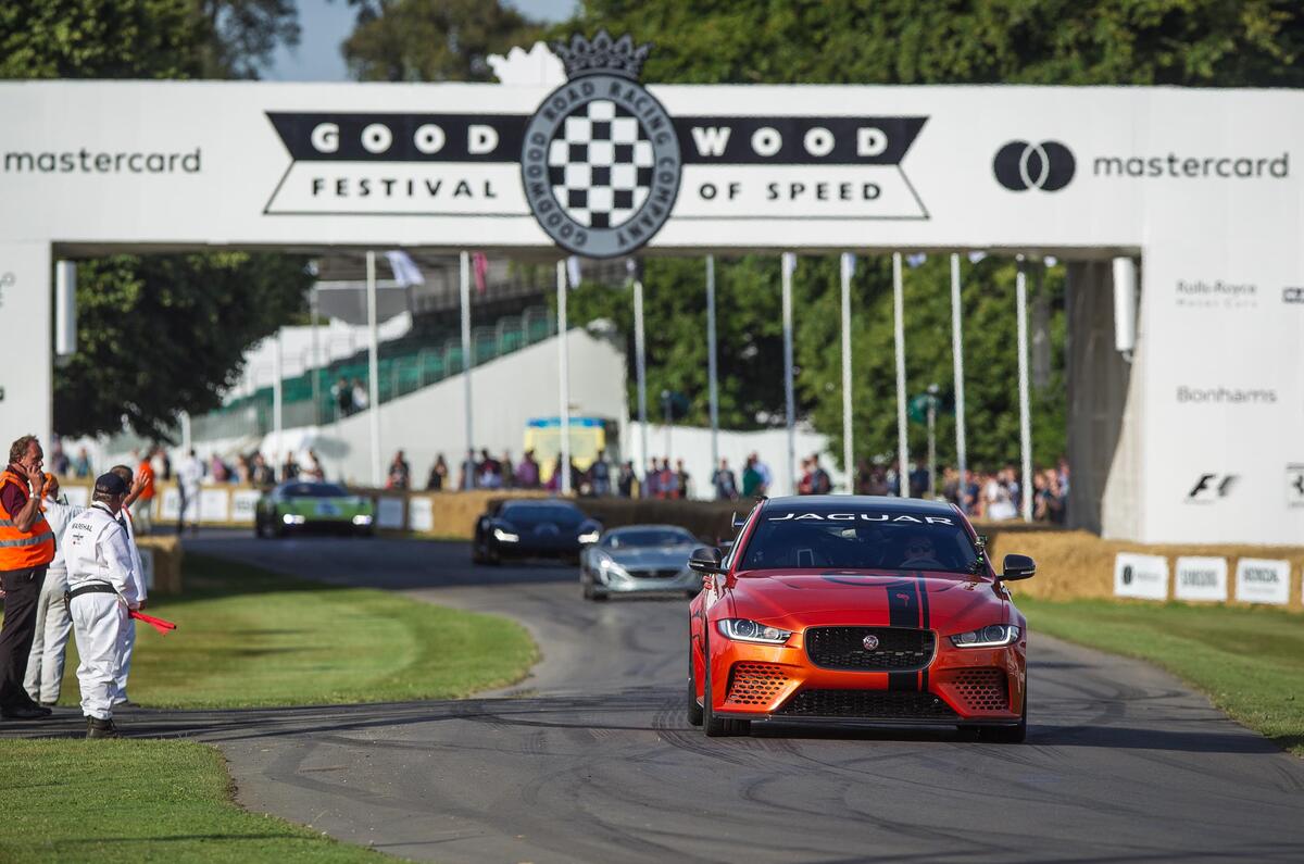 JAGUAR XE SV PROJECT 8