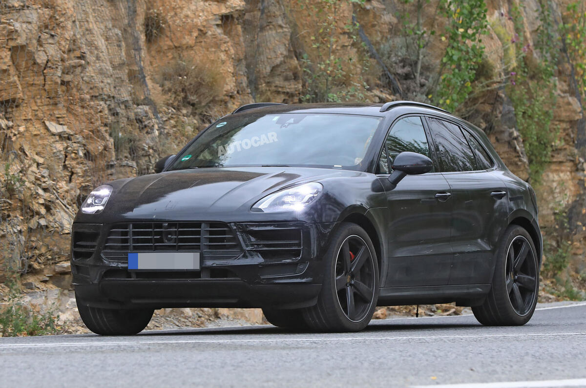 2018 Porsche Macan – new turbo V6 engines and restyled interior due