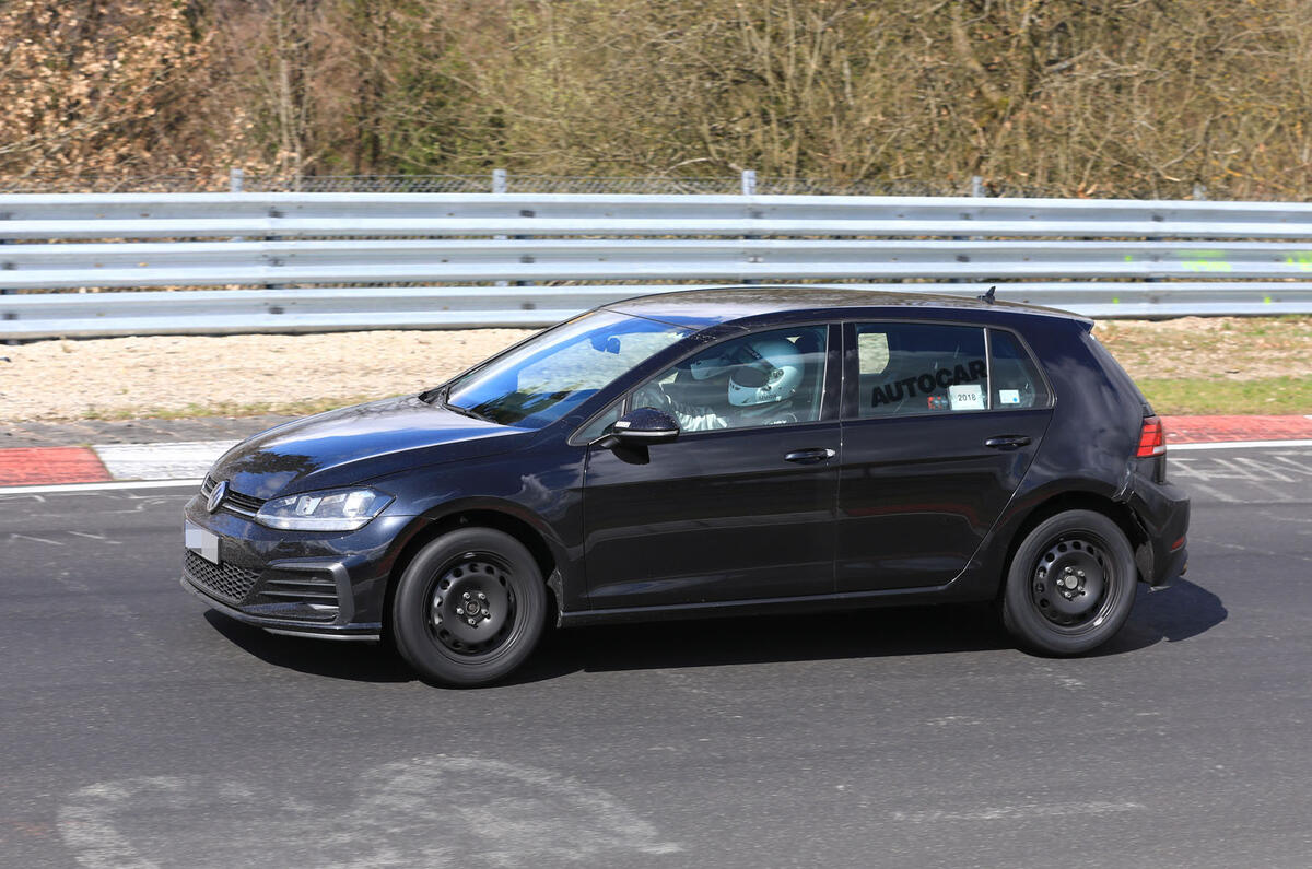 2019 Volkswagen Golf Mk8: first pictures show new cabin tech