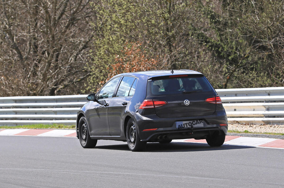 2019 Volkswagen Golf Mk8: first pictures show new cabin tech