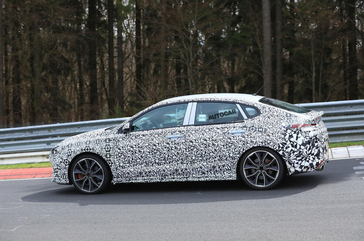 Hyundai i30 Fastback N: new pictures of 2019 model at 'Ring