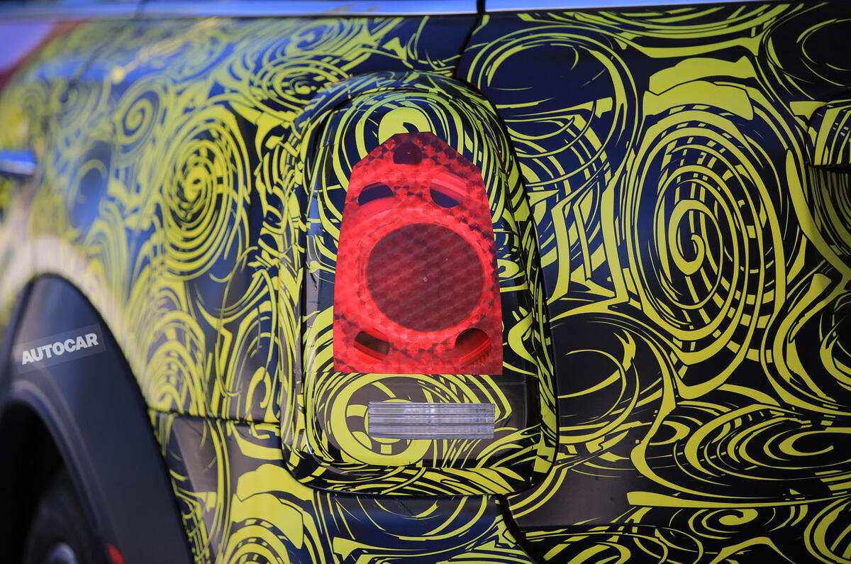 2016 Mini Countryman: new spy pictures