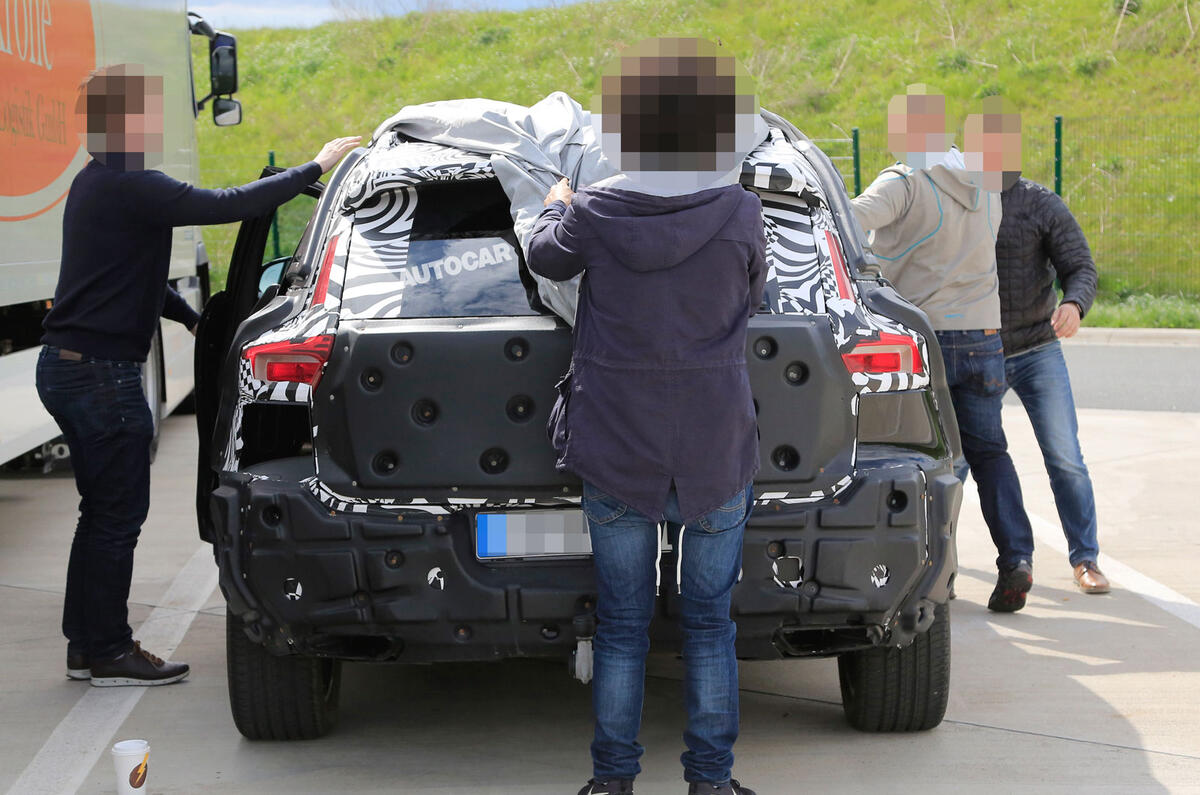 Volvo XC40