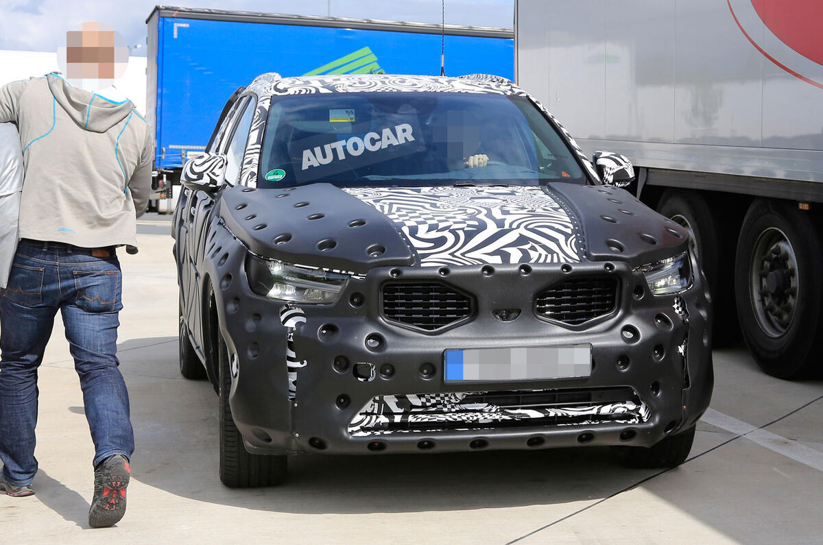 Volvo XC40