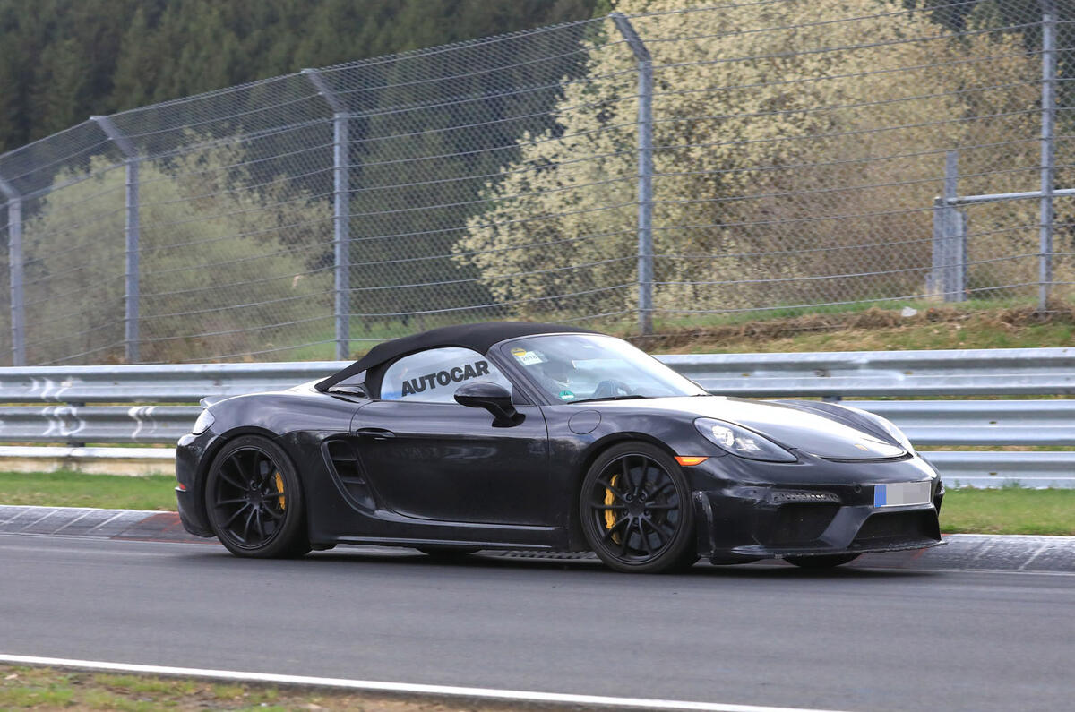 Porsche 718 Boxster Spyder: 911 GT3 flat six to power lighter varaint