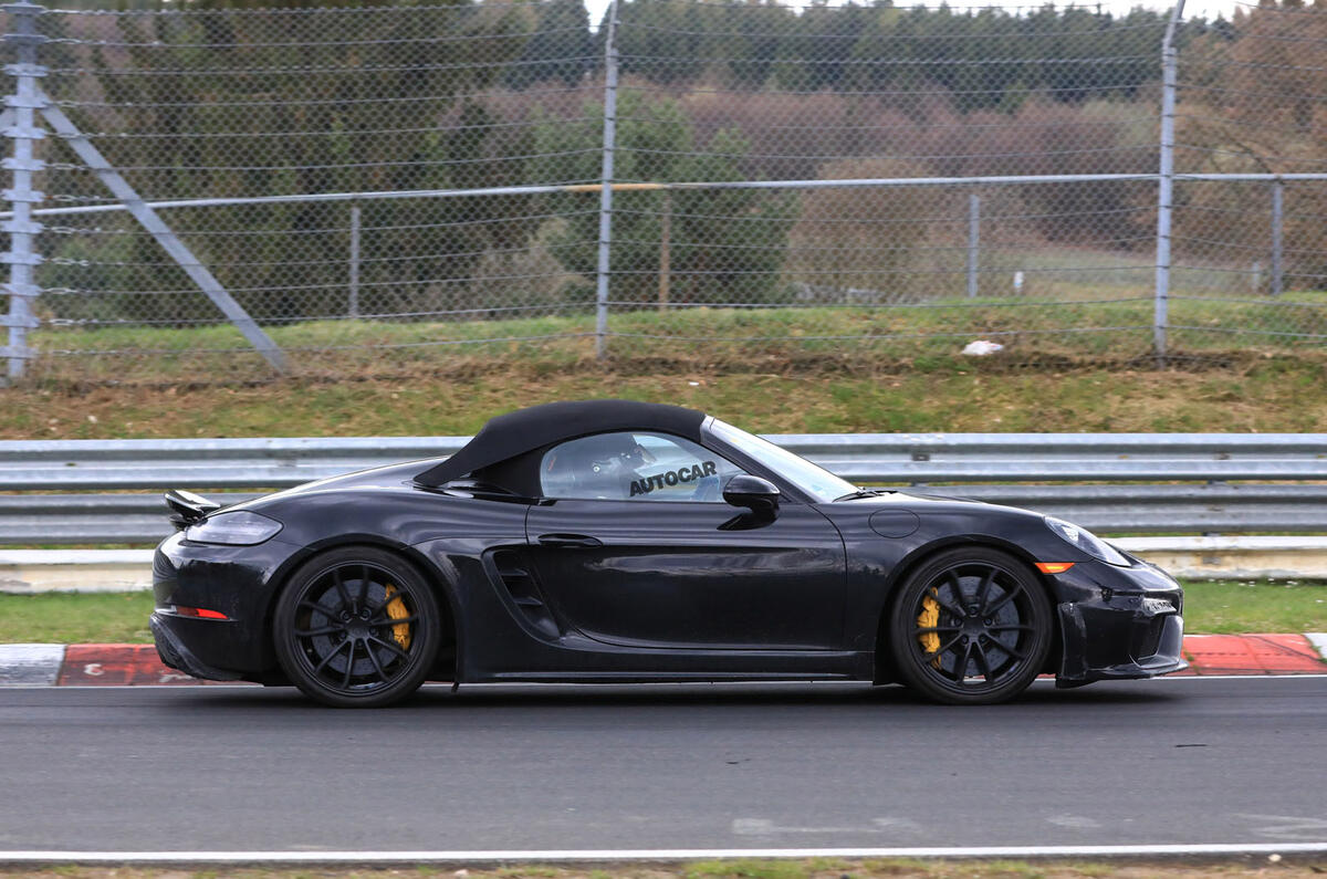 Porsche 718 Boxster Spyder: 911 GT3 flat six to power lighter varaint
