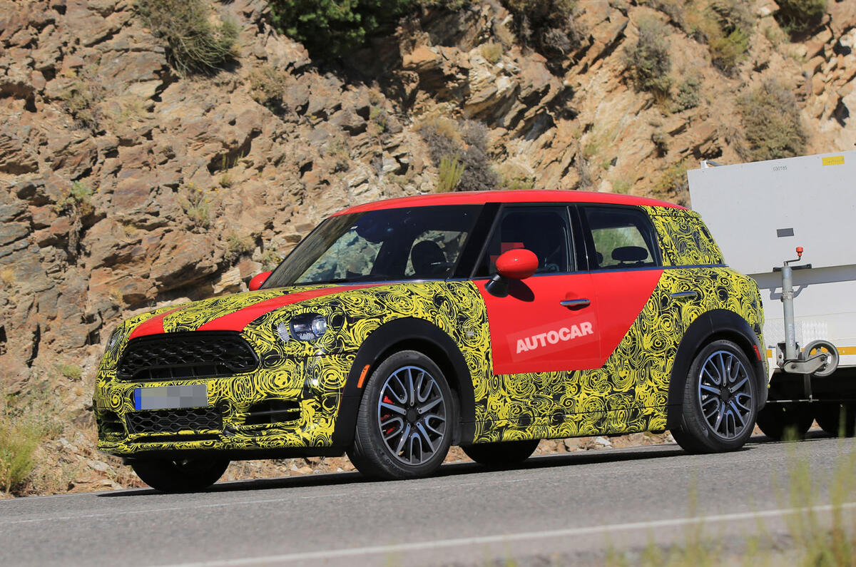 2016 Mini Countryman: new spy pictures