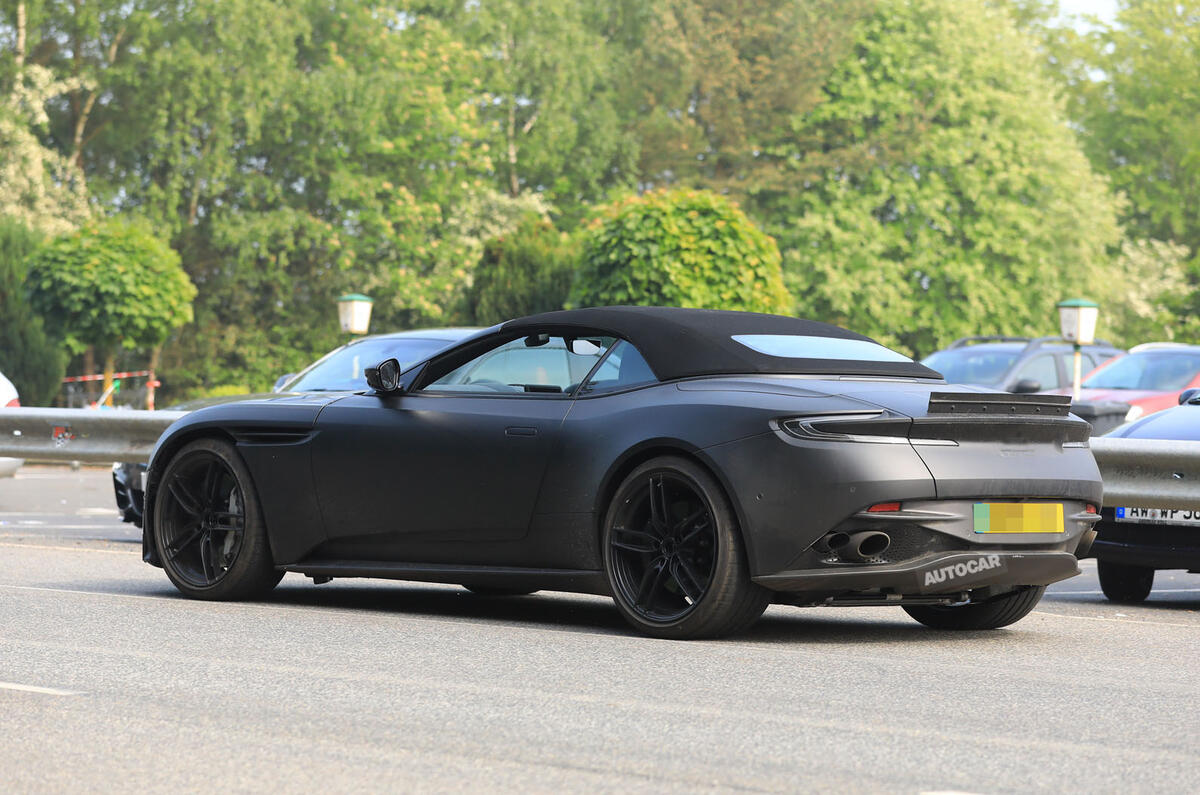 Aston Martin DBS Superleggera