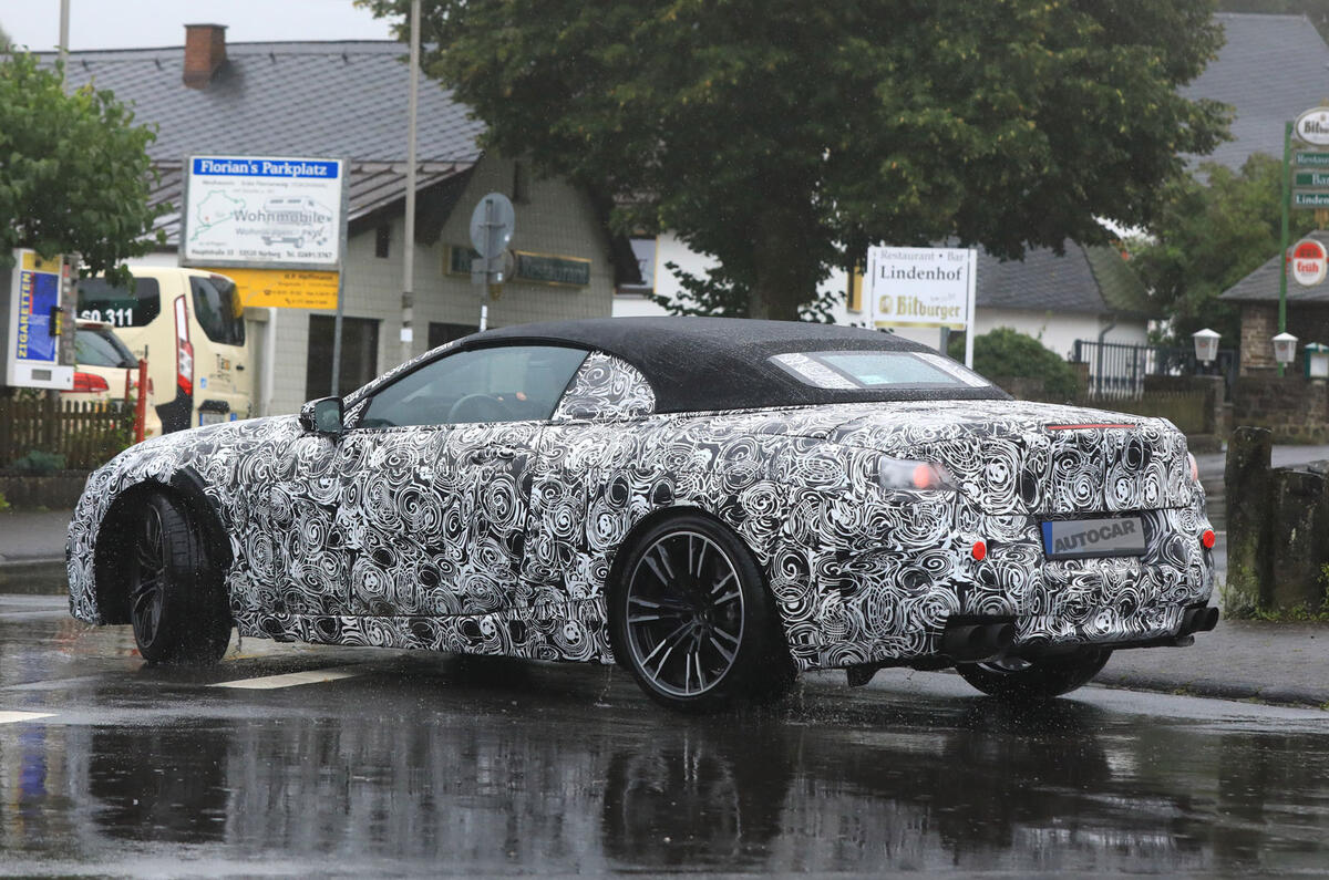 BMW M8 – new pics of M8 Convertible
