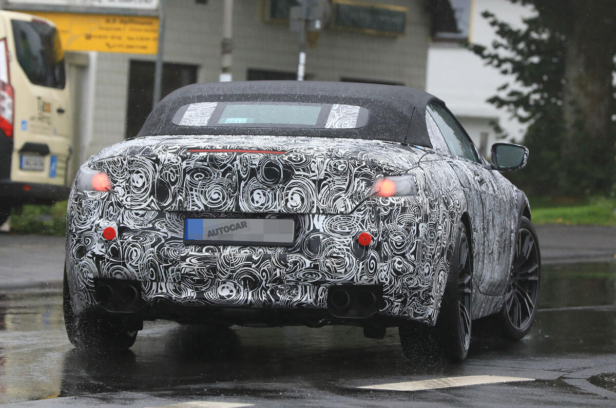 BMW M8 – new pics of M8 Convertible