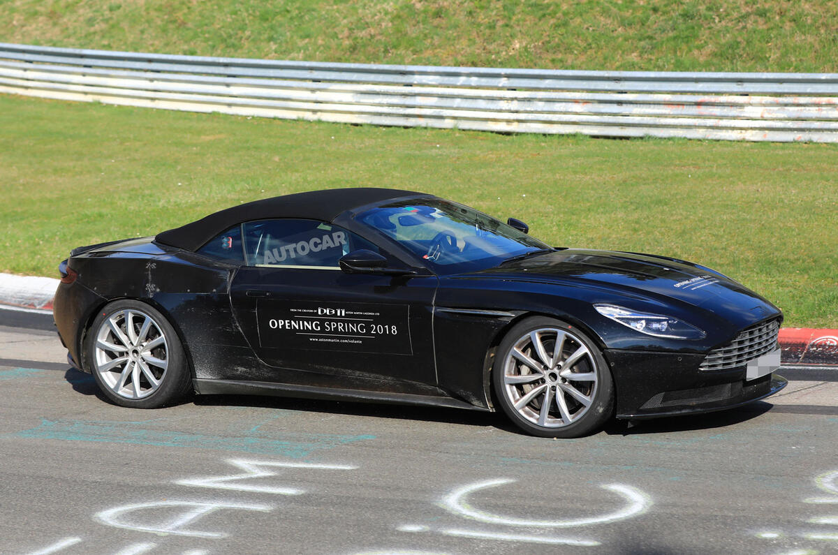 Aston Martin DB11 Volante