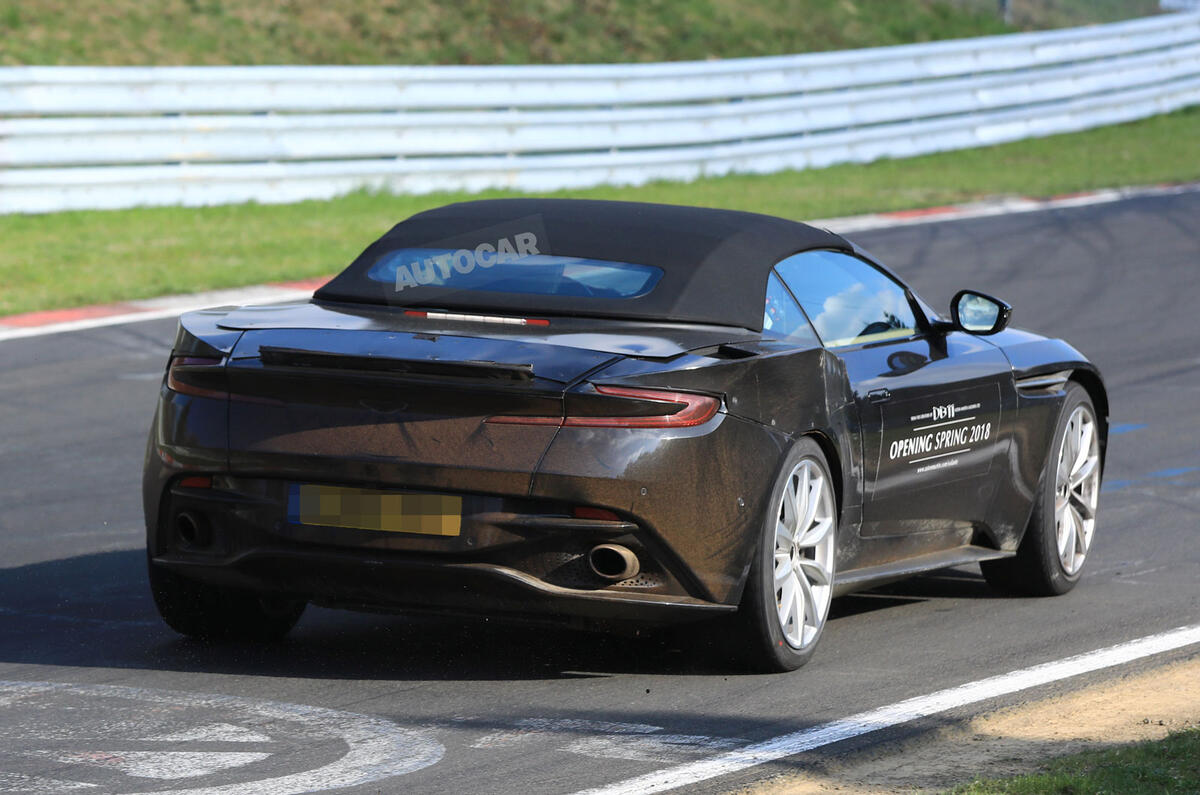 Aston Martin DB11 Volante