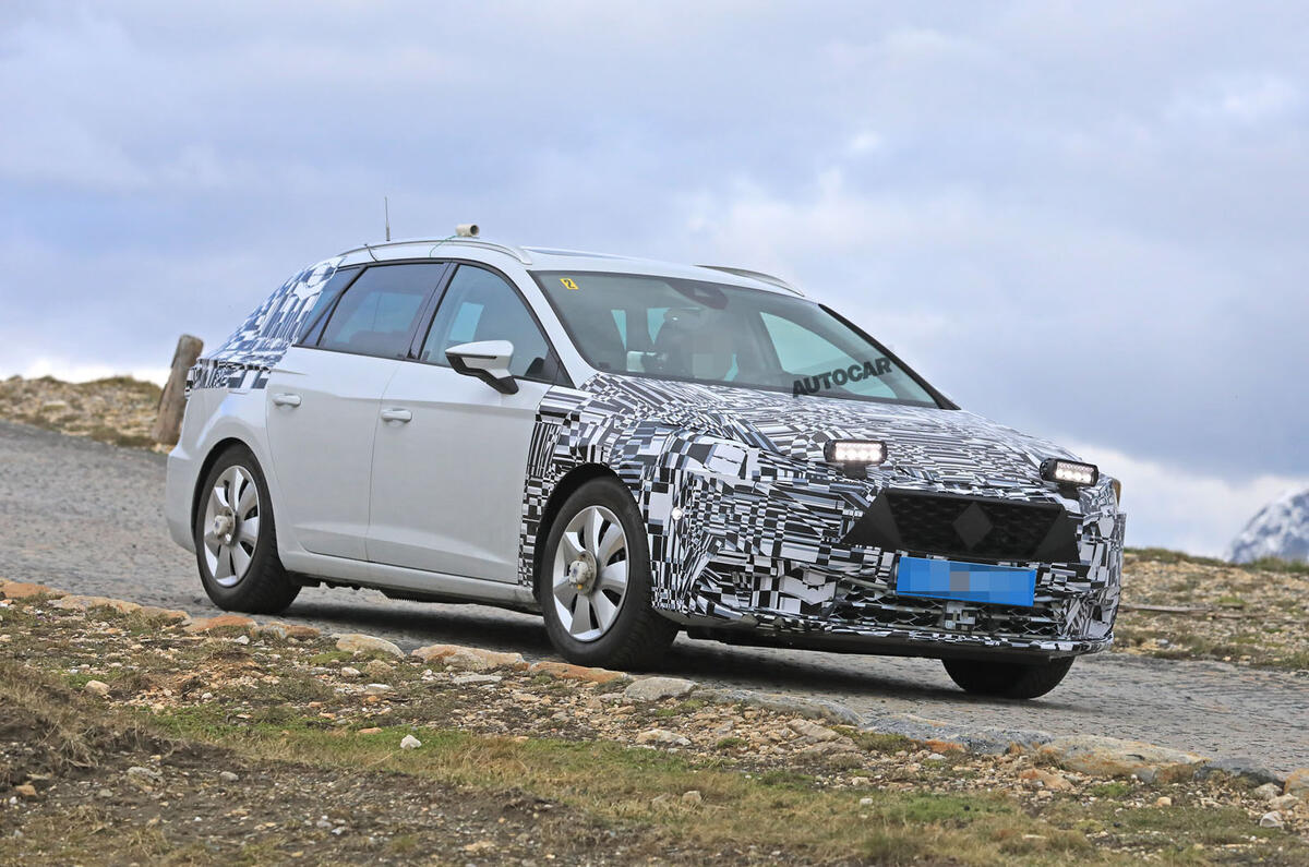 2019 Seat Leon development mule 2019 Seat Leon development mule