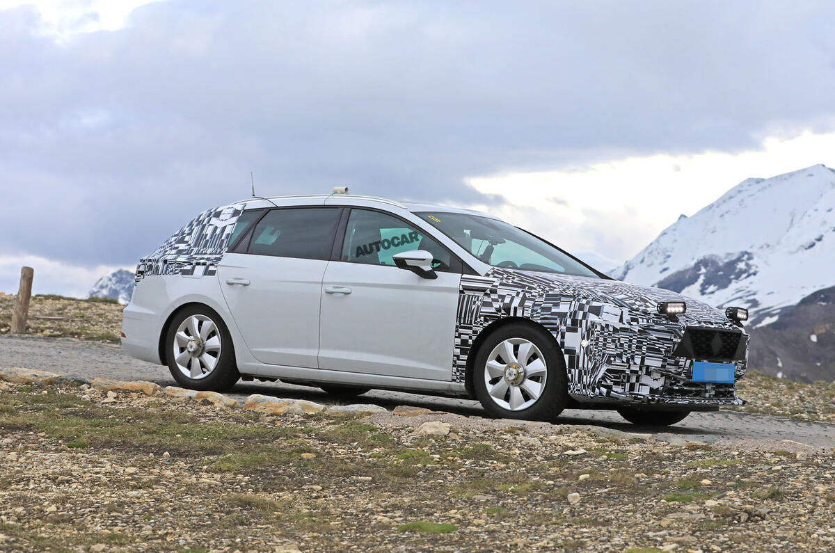 2019 Seat Leon development mule 2019 Seat Leon development mule