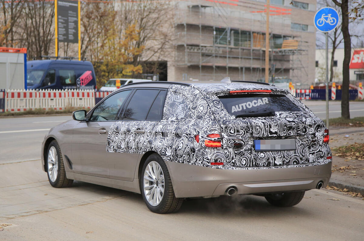 2017 BMW 5 Series Touring spotted almost undisguised