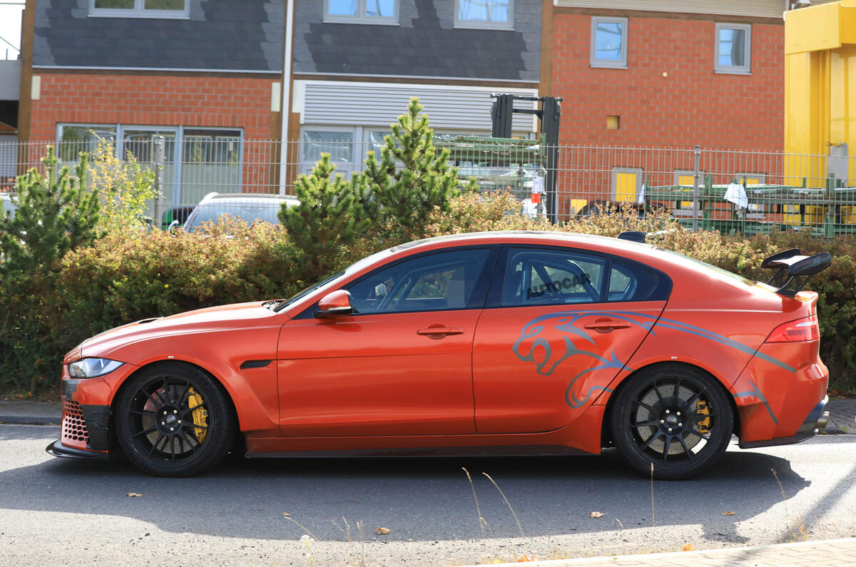 New Jaguar XE SV Project 8 tests at the Nürburgring