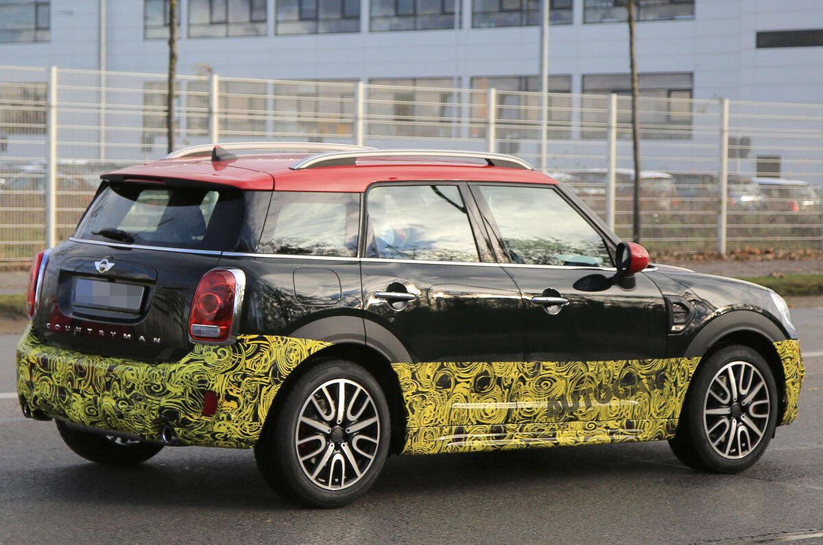 2016 Mini Countryman JCW: new spy pictures