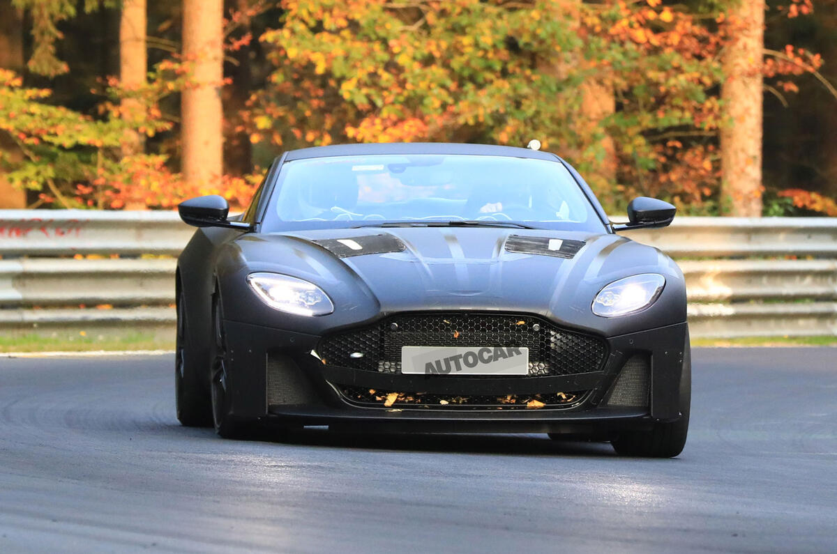 Aston Martin Vanquish to become hardcore V12 supercar in 2018