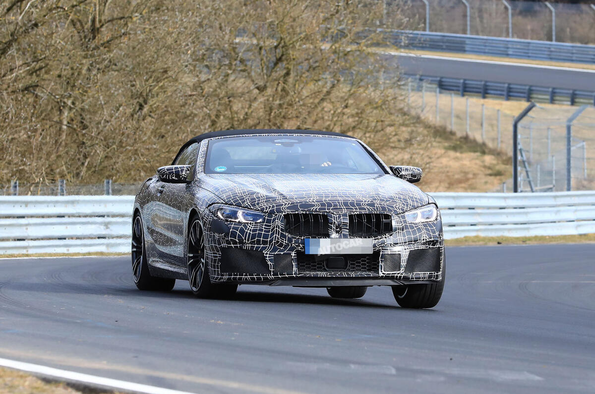 BMW M8: new pictures show coupé and convertible differences