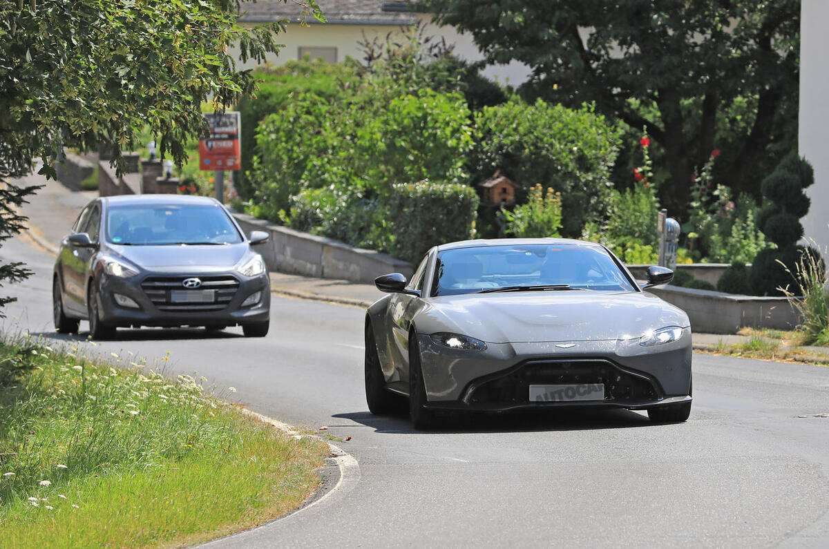 2019 Aston Martin Vantage
