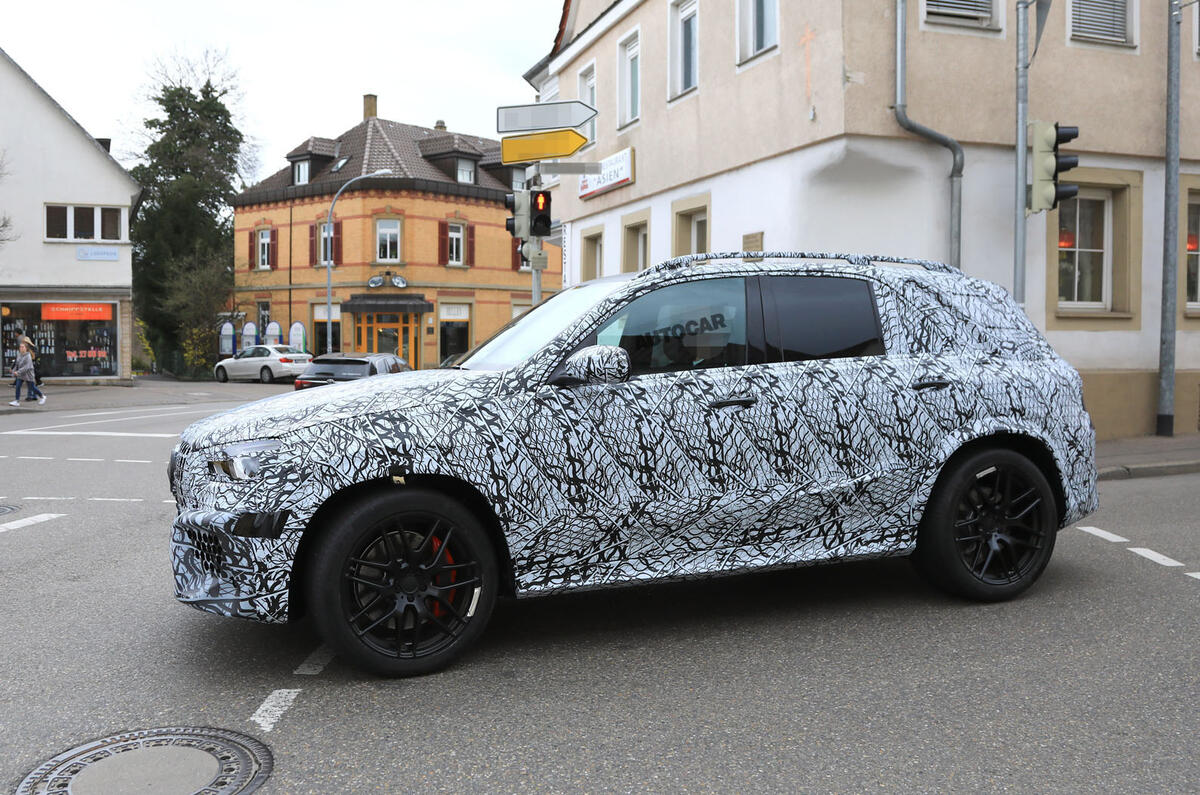 2018 Mercedes-Benz GLE: new pictures of 603bhp GLE 63