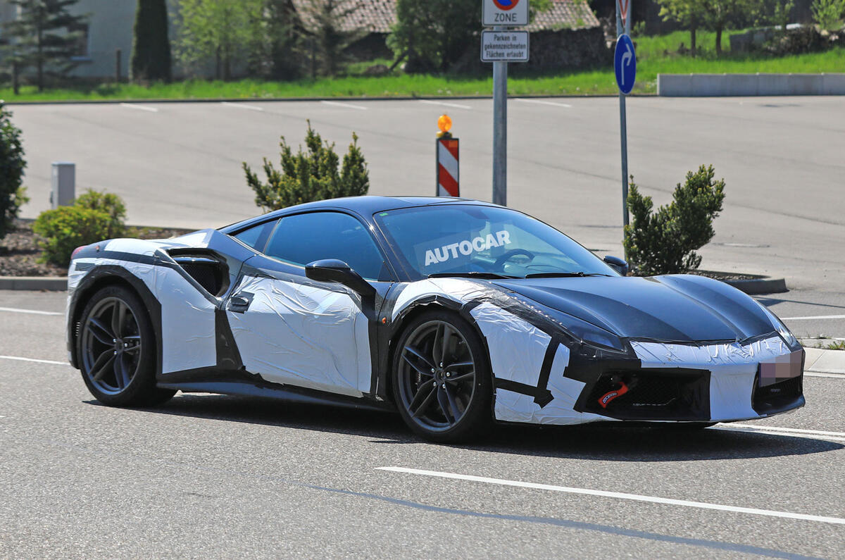 Ferrari 488 GTO to be hardcore 911 GT2 rival
