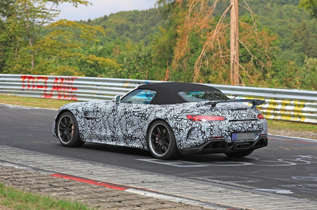 Mercedes-AMG GT R Roadster spies side rear
