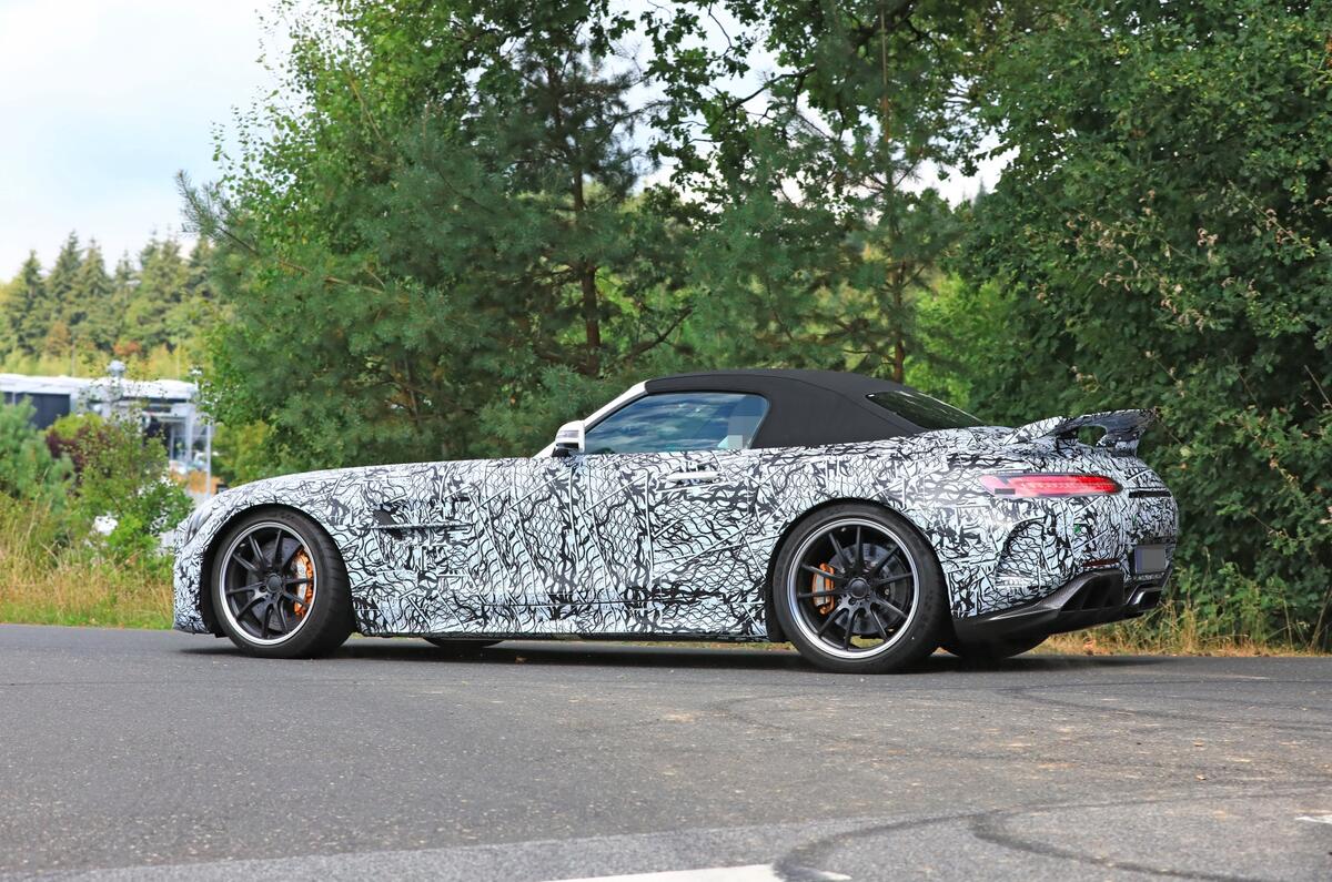 Mercedes-AMG GT R Roadster spies side