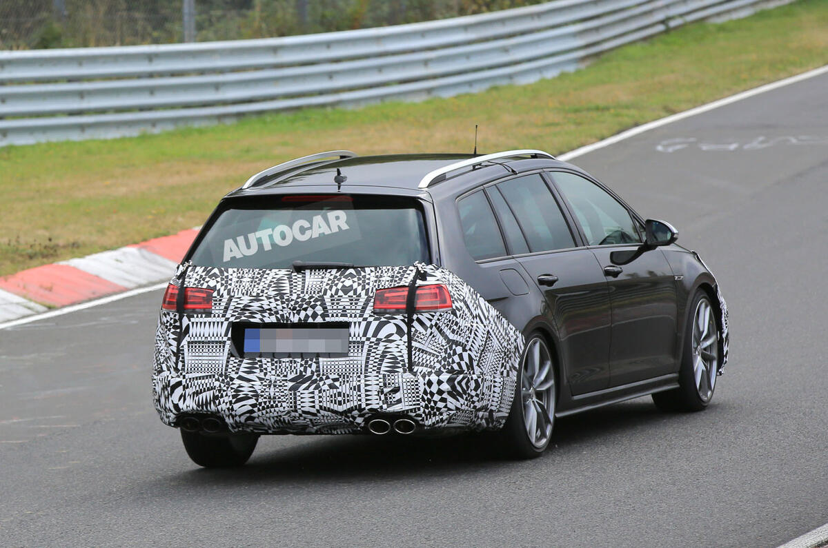 2017 Volkswagen Golf R facelift spotted in estate form at 'Ring