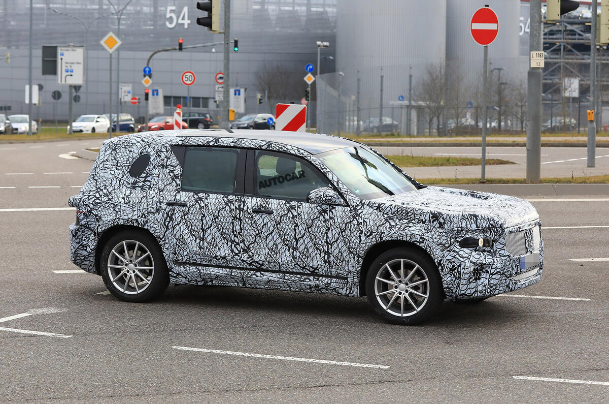 2019 Mercedes GLB confirmed in new trademark files