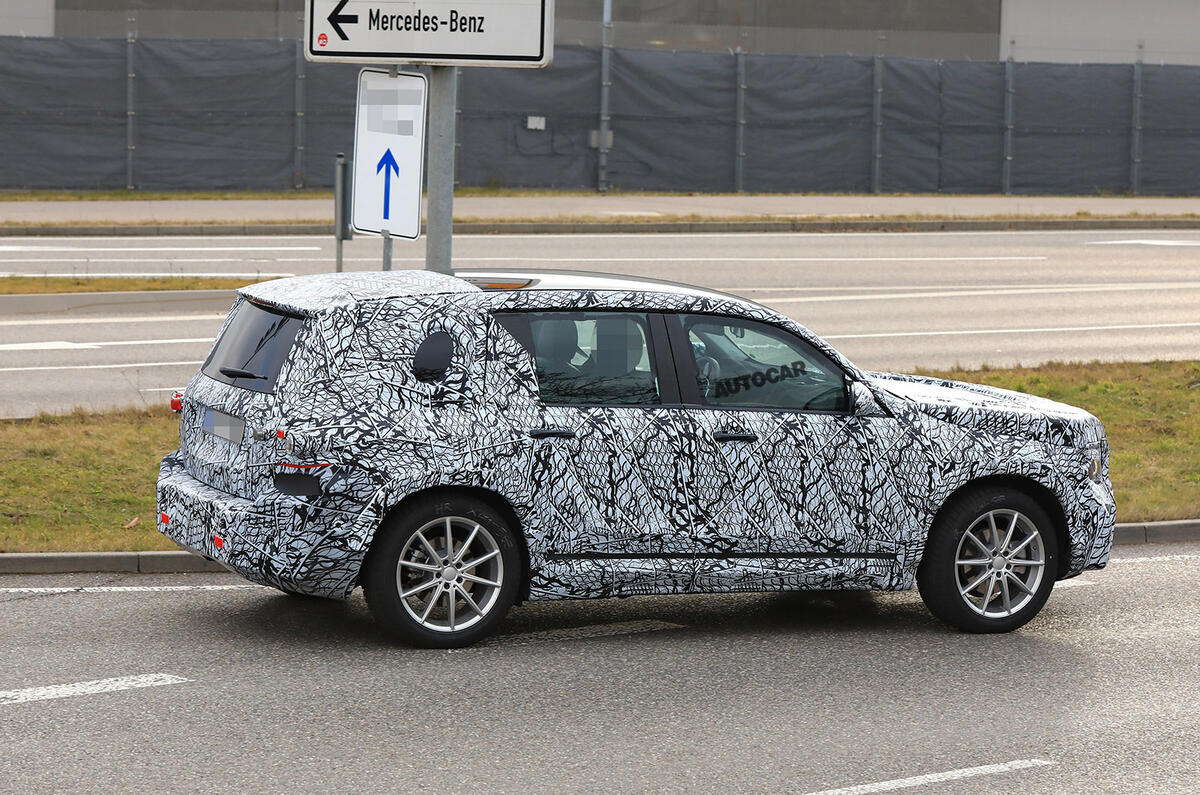 2019 Mercedes GLB confirmed in new trademark files