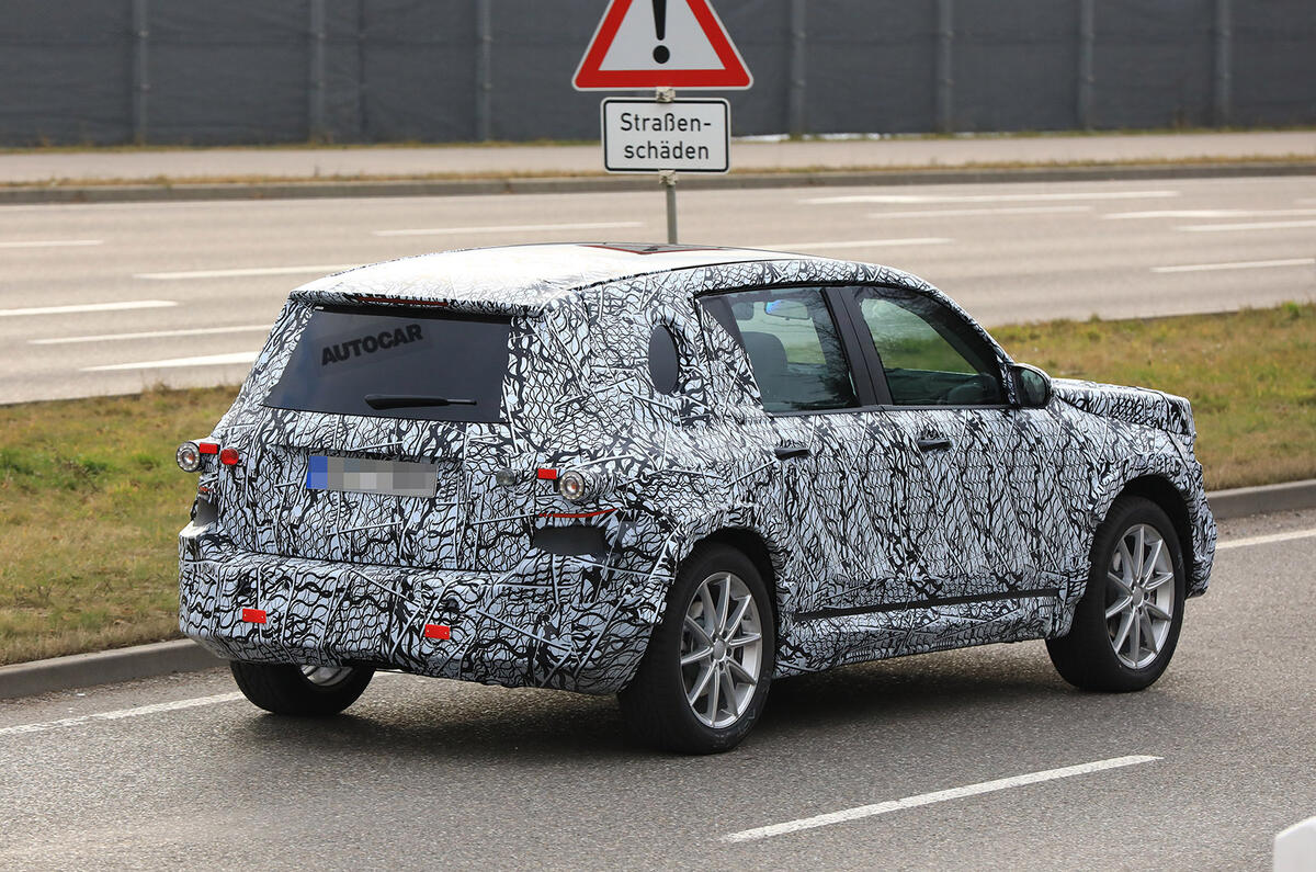 2019 Mercedes GLB confirmed in new trademark files