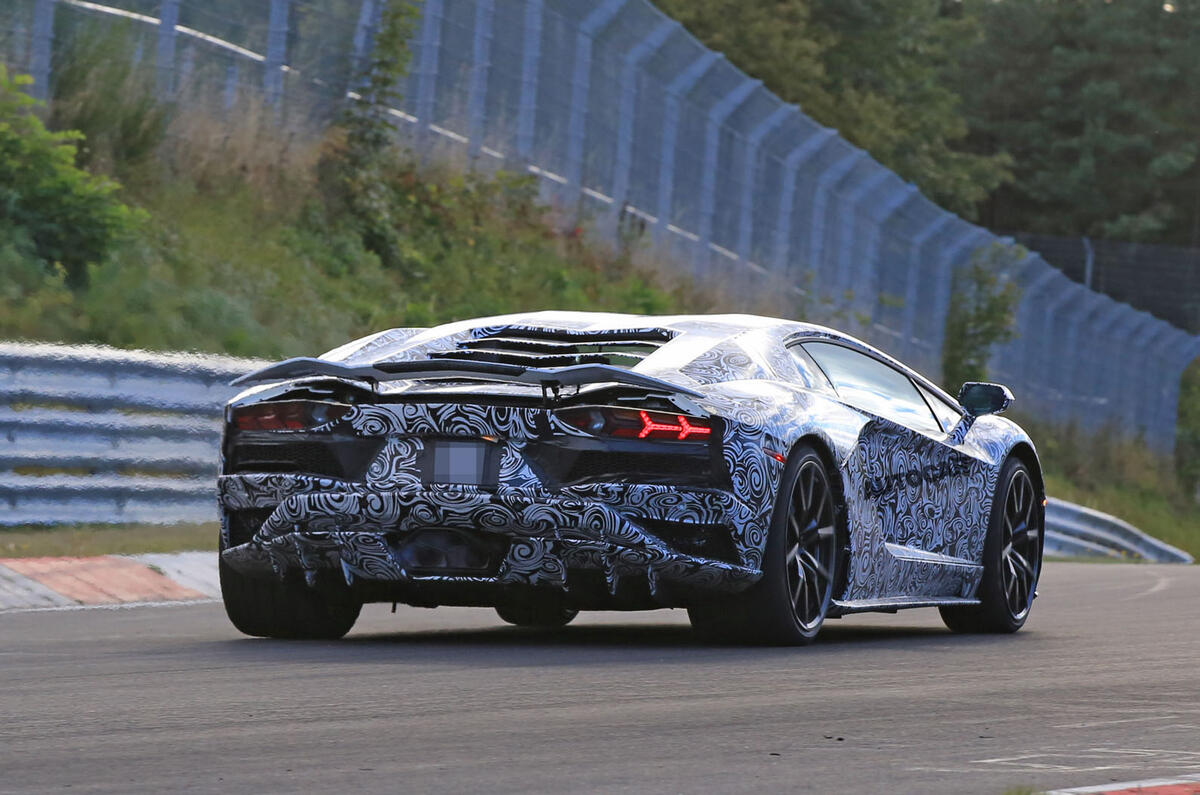 2017 Lamborghini Aventador