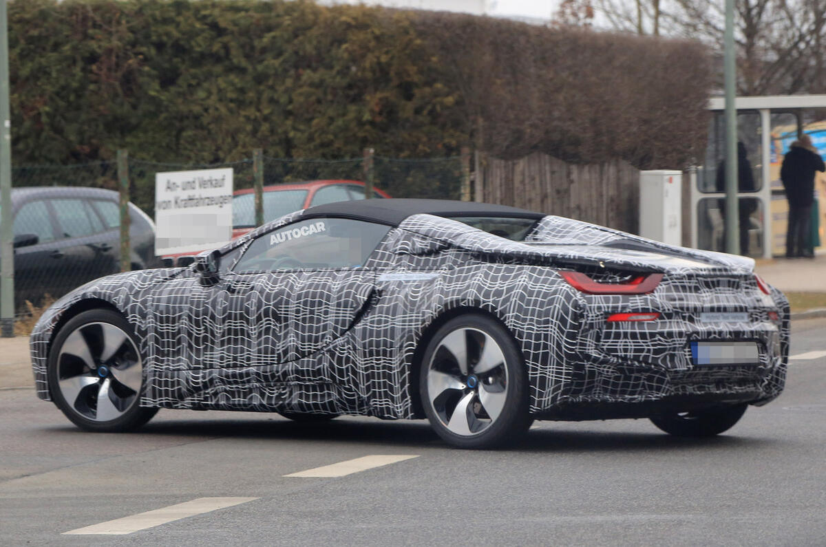 BMW i8 Roadster