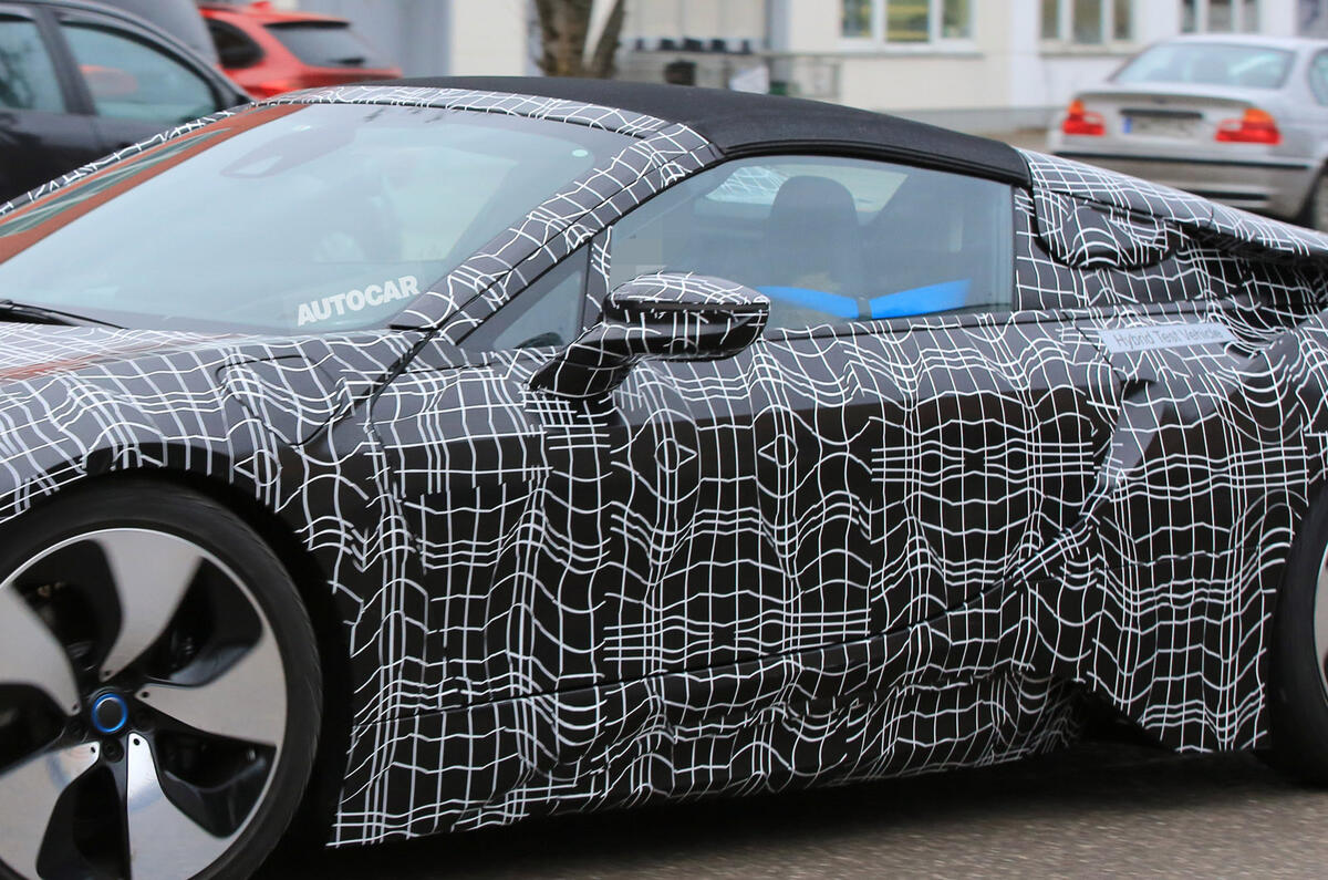 BMW i8 Roadster
