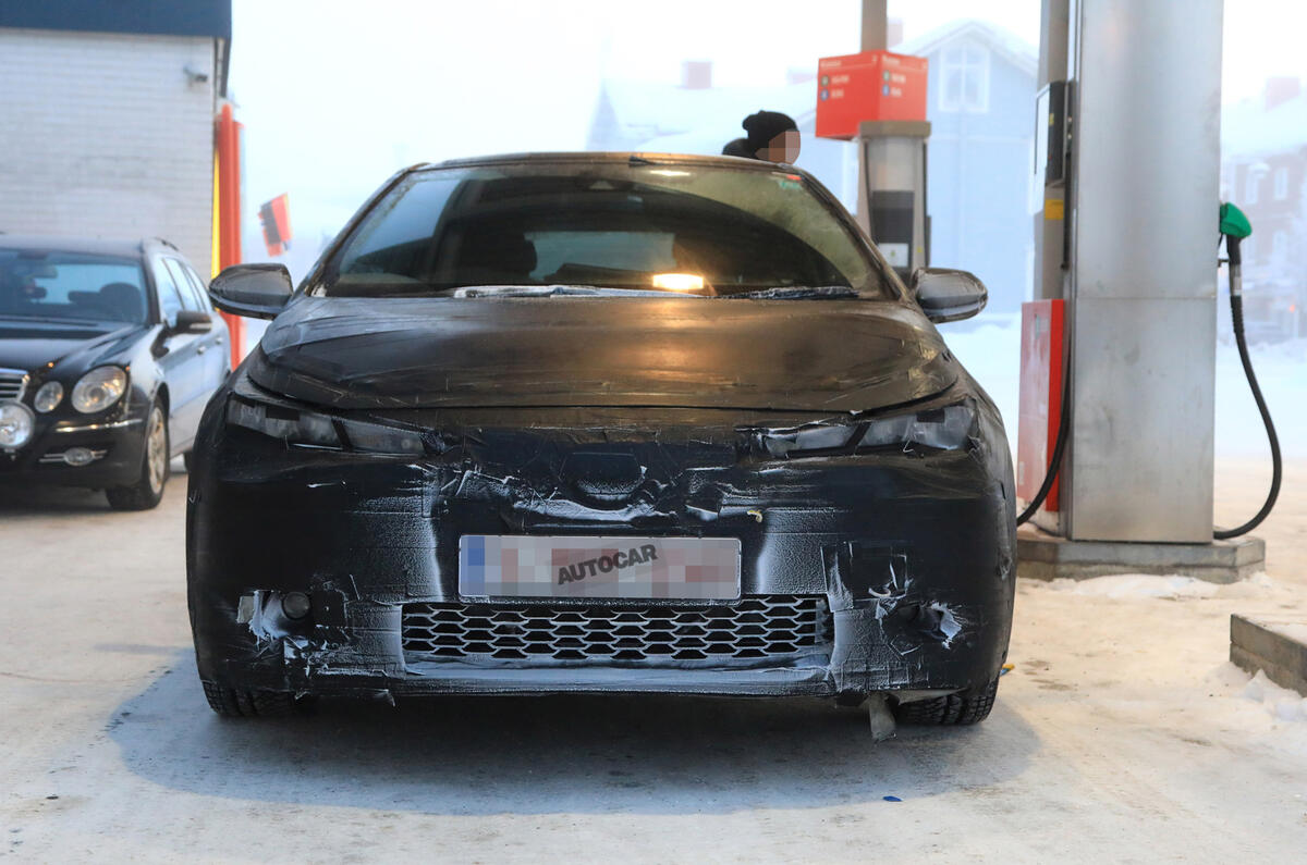 Toyota Corolla name to return to UK with 2018 Auris successor