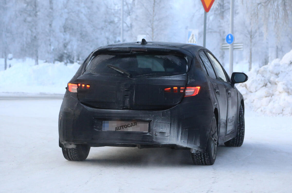 Toyota Corolla name to return to UK with 2018 Auris successor