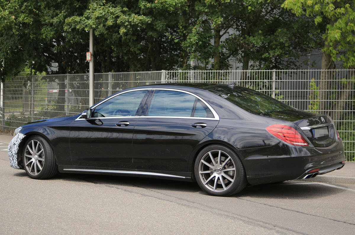 Mercedes-AMG S 63 facelift spy picture