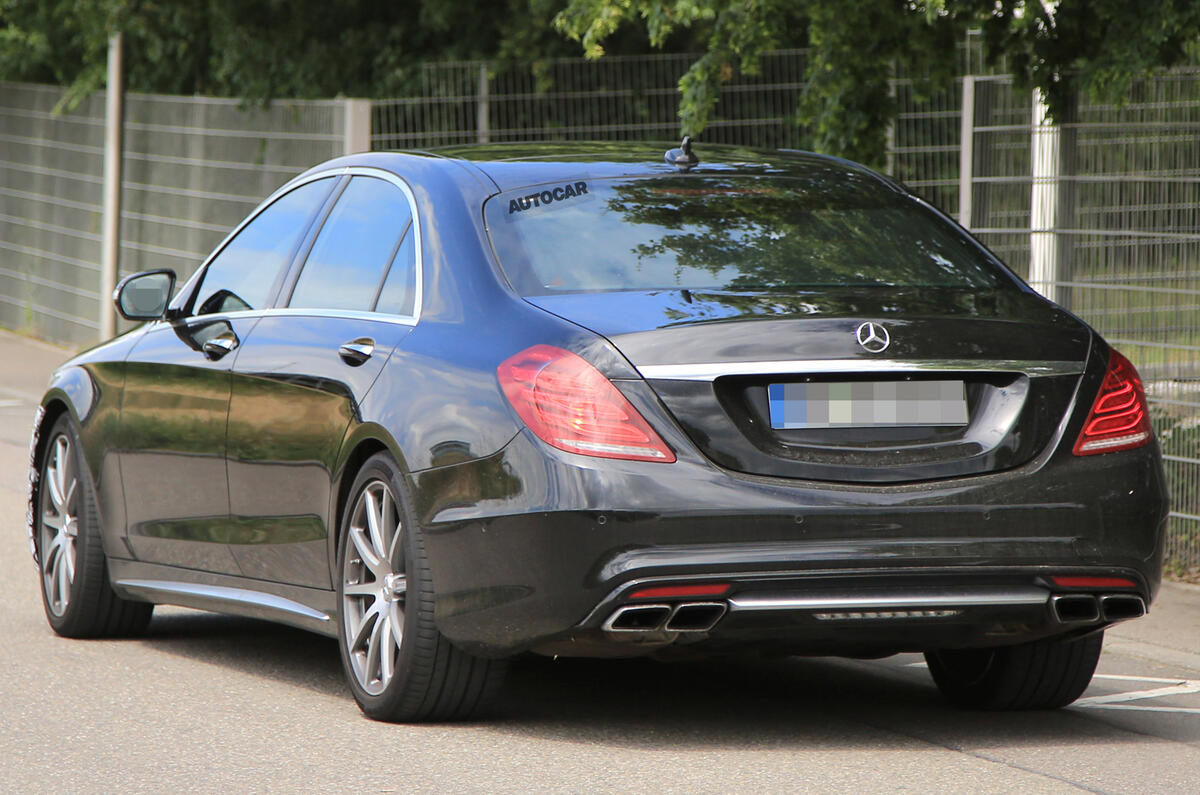 Mercedes-AMG S 63 facelift spy picture