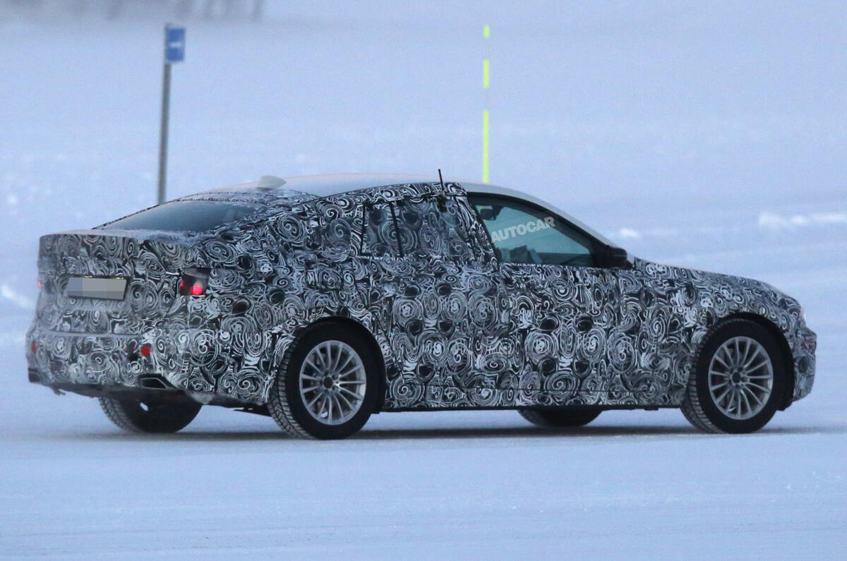 2017 BMW 5 Series GT spy shots