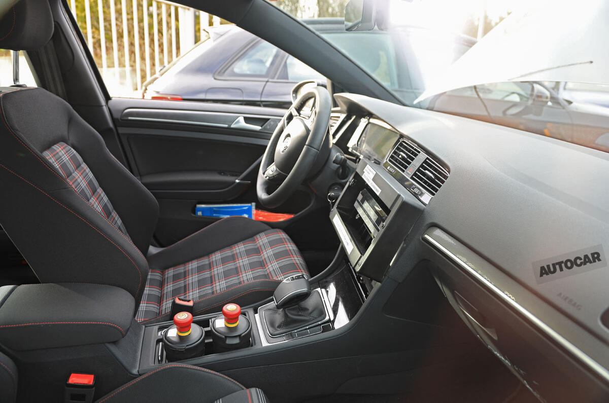 2019 Volkswagen Golf Mk8: first pictures show new cabin tech
